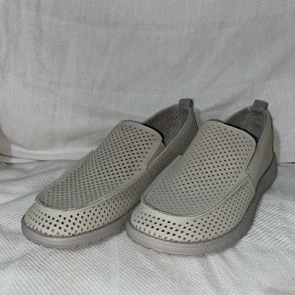 Flojos slip on shoes sz 7